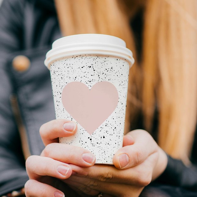 Moderne Pastel Pink & Heart Schönes Geschenk Pappbecher (Von Creator hochgeladen)