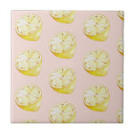 Moderne pastellrosa und gelbe Zitronen Muster Fliese<br><div class="desc">Moderne pastellrosa und gelbe Zitronen Muster</div>