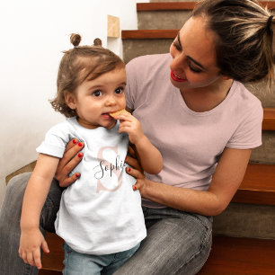 Moderne personalisierte Namensmonogramm Pastellros Kleinkind T-shirt