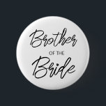 Moderne Pinselschrift Brother of The Bride Party Button<br><div class="desc">Modernes und elegantes Design bedruckt Pinsel Script Heart Brother of The Bride Brautparty Party Taste,  die mit Ihrem Text angepasst werden kann. Bitte klicken Sie auf den Button "Anpassen" und verwenden Sie unser Design-Tool,  um diese Vorlage zu ändern. Karo im Grafikdesign-Store für andere Produkte,  die diesem Design entsprechen!</div>