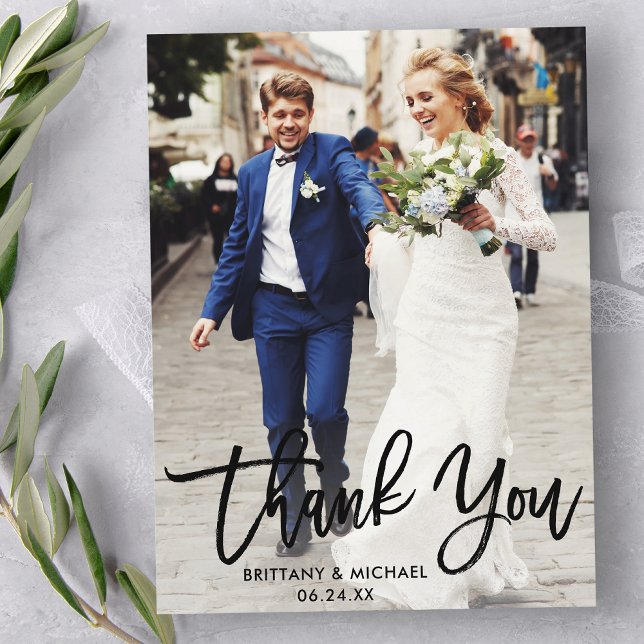 Moderne Pinselschrift | Hochzeitsszenario Foto Vie Postkarte (Customize to change your personalized text size or text style.)