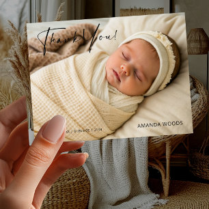 Moderne Postkarte zur Geburtsankündigung mit Babyf