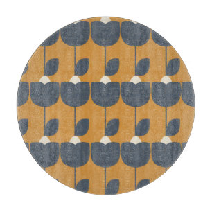 Moderne Retro-Blumen: Skandinavische Geometrie. Schneidebrett