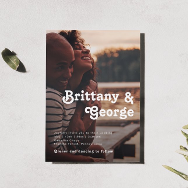Moderne Retrobriefe Lässig verblasste Foto Hochzei Einladung (Von Creator hochgeladen)