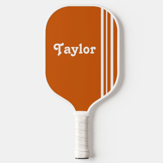 Moderne Retrowhite Streifen Orange Personalisiert Pickleball Schläger (Vorderseite)