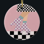 Moderne Roller Skaten Girl Art Karo Keramik Ornament<br><div class="desc">Roller Skater Mädchen in Karos auf Rock, und lila Schachbretter auf Quads, Rolle Skaten auf Schachbrettmuster Muster Disco Boden. Perfekte abstrakte Beine Roller Skate Kunst für Roller derby Babe, Frau, Girl. Lovable roller Skate Musterdesign auf Wohngestaltung, Tasse, Packpapier, etc. Roller Skate Kunst Illustrationsgeschenk für Tochter, Enkelin, derby Girl, Roller Babe....</div>