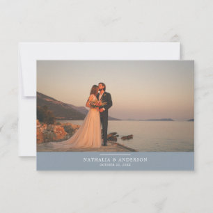 Moderne romantische Hochzeit des Dusty Blue Foto Dankeskarte