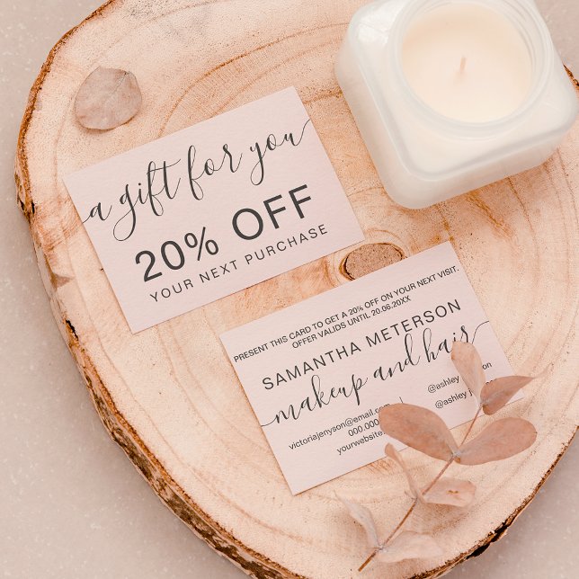 Moderne, rosa berufliche Typografie Rabattkarte (Von Creator hochgeladen)