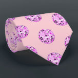 Moderne rosa Lila Diskothek Ball Muster Pastellros Krawatte<br><div class="desc">Tanz, Tanz! Evergreen Disco Mirrorball Design für jede tanzende Königin. Disco Ball Illustration Muster rosa ästhetische Wohngestaltung, Party Produkte und Geschenke.</div>