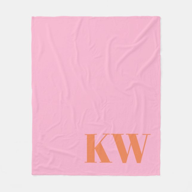 Moderne rosa orange Monogramm Anfangsbuchstaben pe Fleecedecke (Vorderseite)