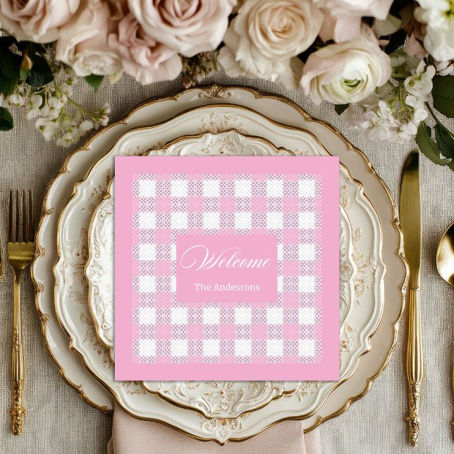 Moderne rosa personalisierte Karo-Napkins Serviette (Modern Pink Napkins Personalized Plaid Accent)