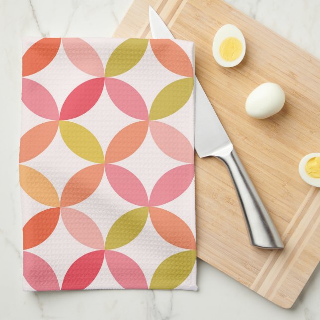 Moderne rosa rote orangefarbene Kreise des Mittelj Geschirrtuch (Viertel Falte)