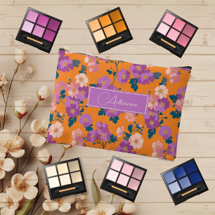 Moderne rosa und violette Blüten auf Orange Zubehörtasche