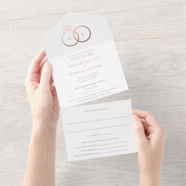 Moderne Rose Gold Rings Blush Wedding All In One Einladung (Abreißen)
