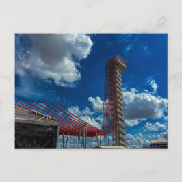 Moderne rote Gitterturm-Architektur-Sehenswürdigke Postkarte