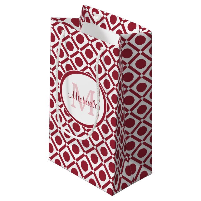 Moderne rote und weiße geometrische Monogramm und  Kleine Geschenktüte (Vorderseite Schrägansicht)