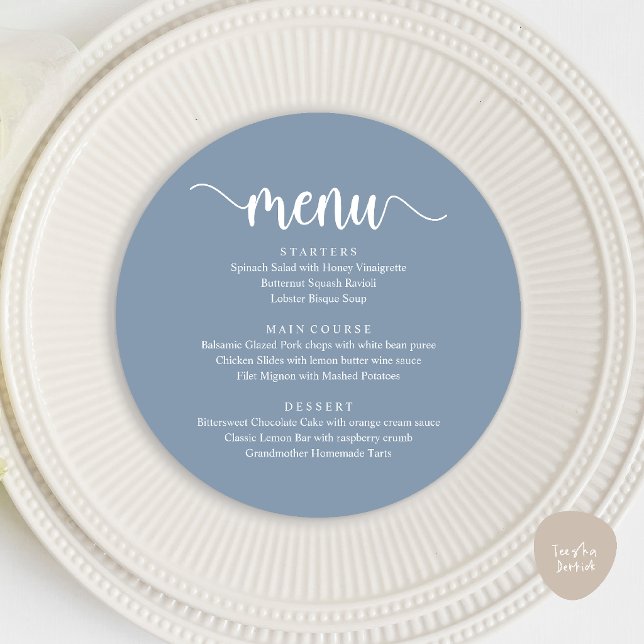 Moderne Rustikale, Hochzeits-Rund-Dinner Menükarte (Modern Rustic, Wedding Elopement Round Dinner Menu Card in Dusty Blue)