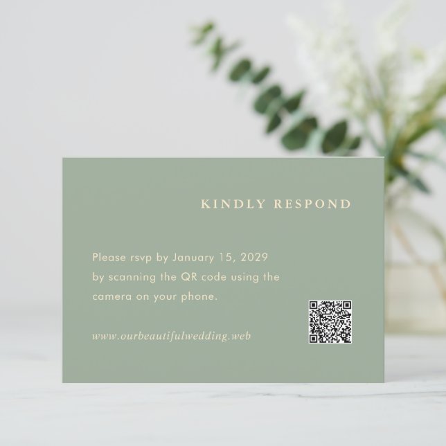 Moderne Salbeigrüne Einfache QR-Code-Hochzeit RSVP Karte (Stehend Vorderseite)