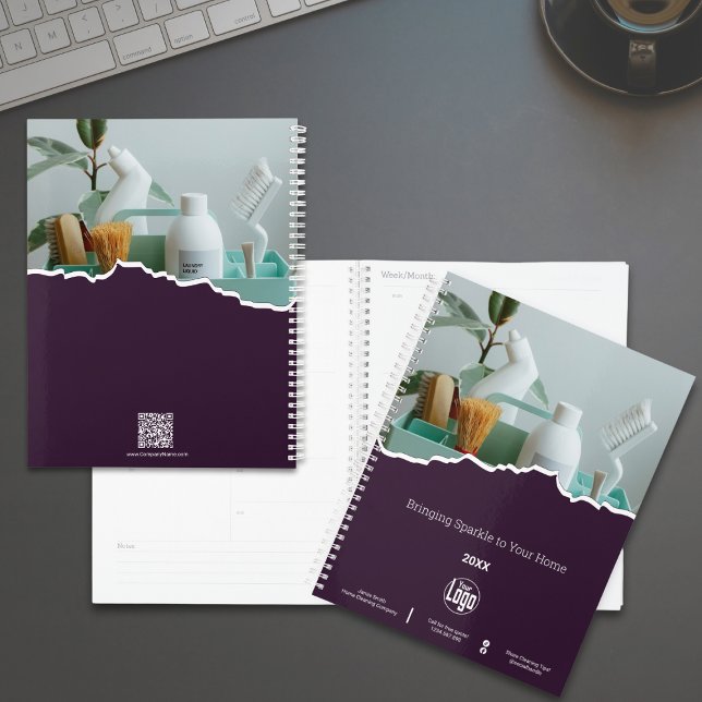 Moderne, sauberere Lila Werbung Planer (Modern Cleaner Purple Promotional Planner with Logo, QR code, Social Connect)