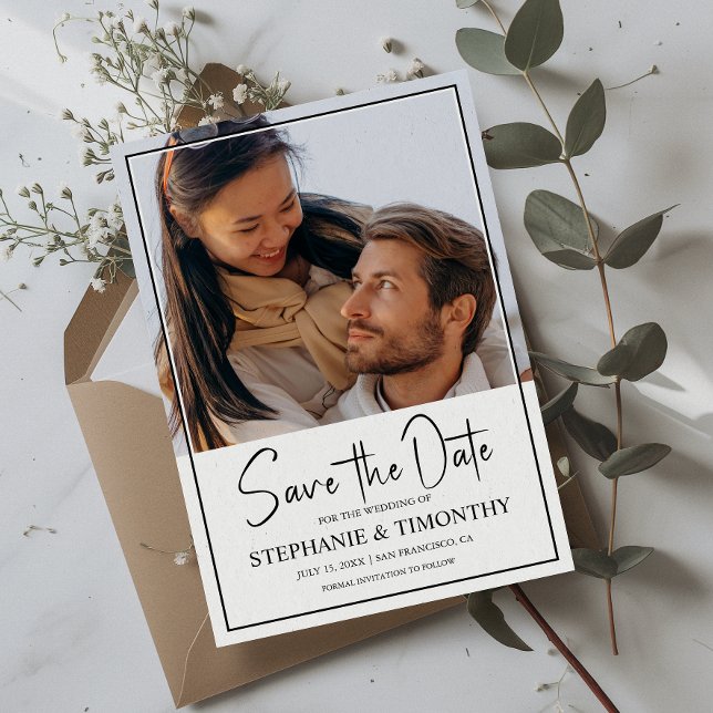Moderne Save the Date Foto-Announctions-Karte Einladung (Save the date in style with our modern photo card—personalized, simple and unforgettable!)