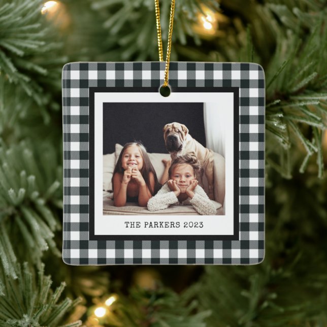 Moderne Schreibmaschine | Zwei Fotos auf Black Gin Keramikornament (Baum)