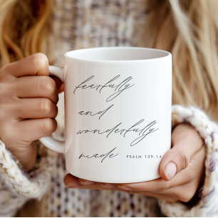 Moderne Schrift beängstigend und wunderbar gemacht Kaffeetasse