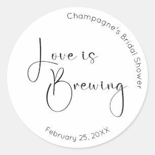 Moderne Schrift Brautdusche Liebe ist am Brodeln Runder Aufkleber