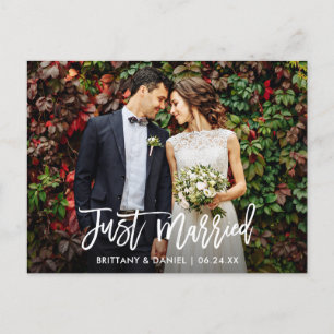 Moderne Schrift mit Pinsel Foto Gerade Geheiratet Postkarte