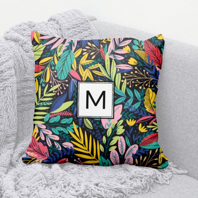 Moderne Schwarz-Block Monogram farbenfrohe Blätter Kissen (Modern Monogram Pillow with Bright, Cheery, Colorful Leaves Pattern)