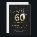 Moderne schwarz-goldene Erwachsene Überraschung 60 Einladung<br><div class="desc">Moderne Shhh,  es ist eine überraschende 60. Geburtstagsfeier Einladung mit stilvollem Drehbuch und Imitate Gold Glitzer Nummer 60 und Ihr Party Details über schwarzen Hintergrund,  einfach und elegant,  große Überraschung Erwachsenenalter Geburtstagseinladung für Männer und Frauen.  
Die schwarze Hintergrundfarbe kann in eine beliebige Farbe geändert werden.</div>