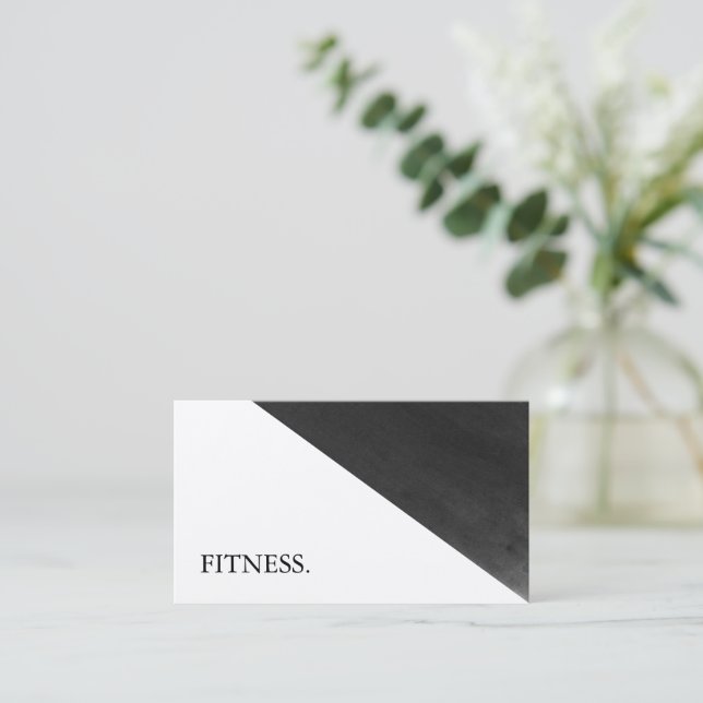 Moderne Schwarz-Weiß-Fitness Visitenkarte (Stehend Vorderseite)