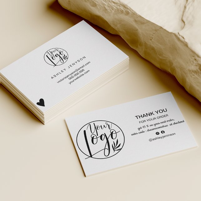 Moderne Schwarz-weiß-minimalistische Logo-Bestellu Visitenkarte (Von Creator hochgeladen)