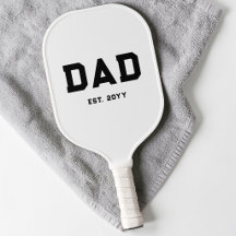 Moderne Schwarz-Weiß-Typografie Dad Est