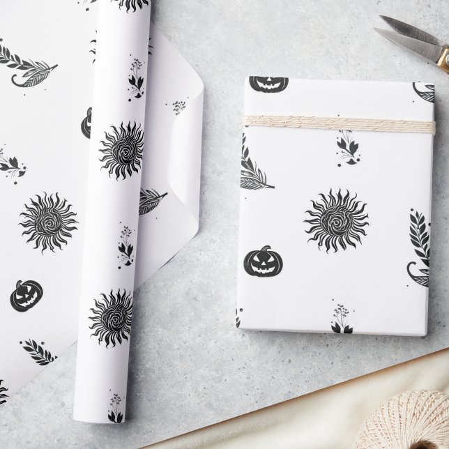Moderne Schwarz-Weiß-Witchcore-Halloween Geschenkpapier (Von Creator hochgeladen)