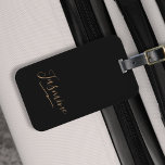 Moderne schwarze Gold-weibliche Schreibschrift Gepäckanhänger<br><div class="desc">Moderne Black Gold Feminine Script Name Gepäckmarke. Dieses elegante Gepäckanhänger mit Ihrem individuelle Name ist einfach zu personalisieren.</div>
