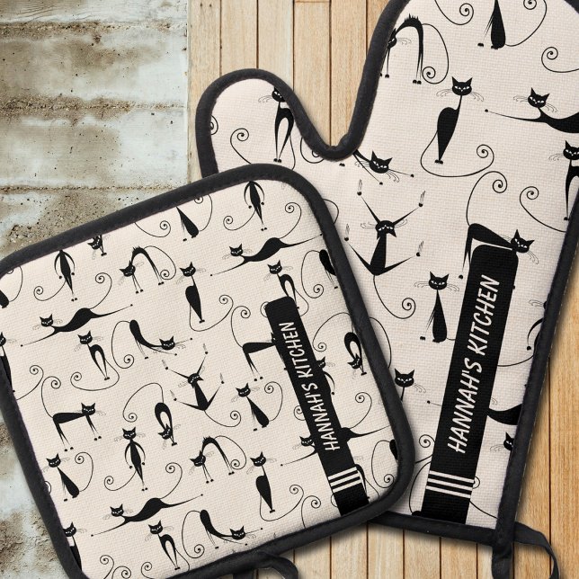 Moderne schwarze Katze Mitte des Jahrhunderts Ofenhandschuh & Topflappen-Set (Make every day in the kitchen a blast with this fun mid-century modern cat pattern on pot holders.)