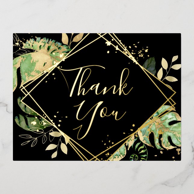 Moderne schwarze tropische Foliage Hochzeit Vielen Folie Einladungspostkarte (Vorderseite)