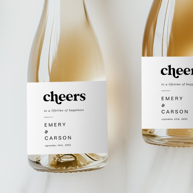 Moderne schwarze Typografie Cheers Wedding (Modern Black Typography Cheers Wedding Sparkling Wine Label)