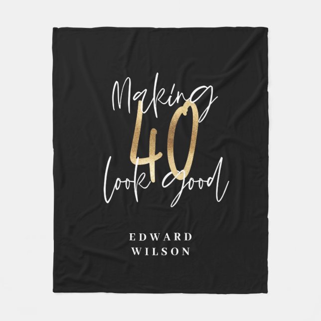 Moderne schwarze und goldene Typografie 40. Fleecedecke (Vorderseite)