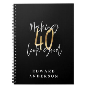 Moderne schwarze und goldene Typografie 40. Notizblock