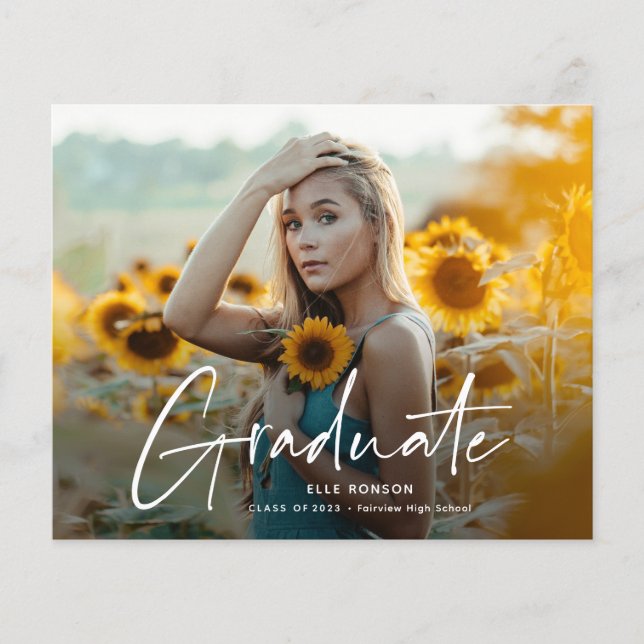 Moderne Script 2 Foto Graduation Party Einladung (Vorderseite)