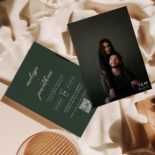 Moderne Script Dunkelgrüne Monogram QR Code Hochze Einladung