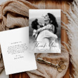 Moderne Script-Foto-Hochzeit Dankeskarte<br><div class="desc">Script Foto Hochzeit elegant stilvolle moderne danke Karte. Teil einer Hochzeitskollektion. Die Farben können geändert werden. Die Rückseite beinhaltet eine Danksagung,  dass Sie für jeden Gast personalisieren oder entfernen können,  wenn Sie lieber schreiben Sie Ihren Dank.</div>