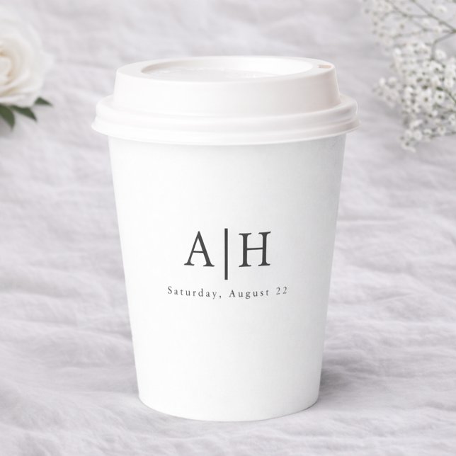 Moderne Serif-Monogramm-Hochzeitsfeier-Papierbeche Pappbecher (Von Creator hochgeladen)