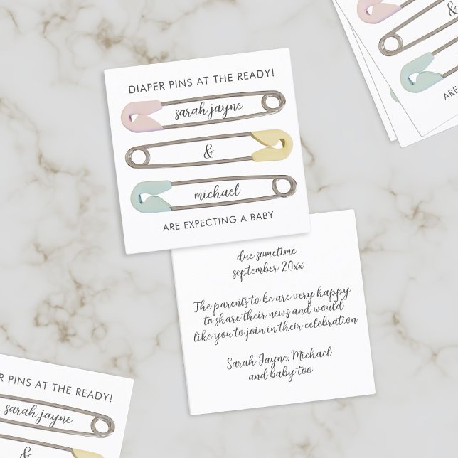 Moderne Sicherheits-Buttone Schwangerschaftsankünd Quadratische Visitenkarte (Congratulations on your happy news! Here's some mini cards you can send to your friends & family)