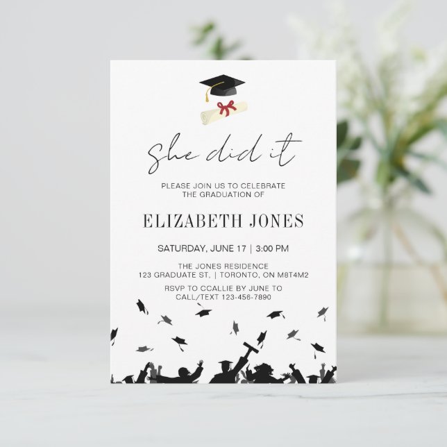 Moderne sie machte es Graduation Party Minimalisti Einladung (Stehend Vorderseite)