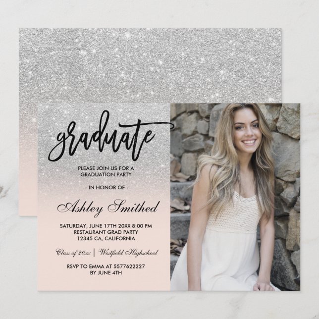 Moderne silberne Glitzer-Rose-Graduierung Typograf Einladung (Vorne/Hinten)
