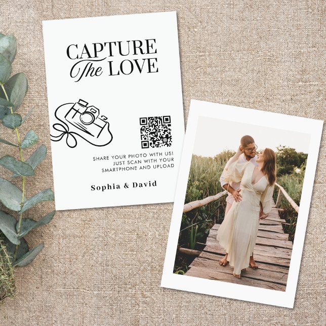 Moderne SkriptWedding Capture the Liebe QR Code Begleitkarte (Von Creator hochgeladen)