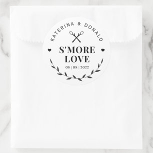 Moderne S'more Liebe Hochzeit Runder Aufkleber