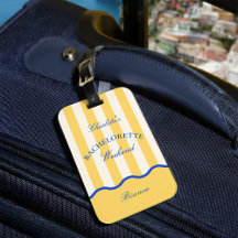 Moderne Sommer-Junggesellinnen-Wochenendreise